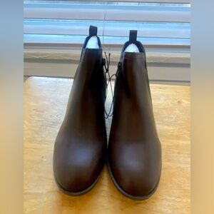 Brown Ankle Boots 🥾